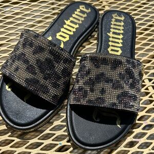 Juicy Couture Yippy Leopard Bedazzled Slip On Slide Sandals